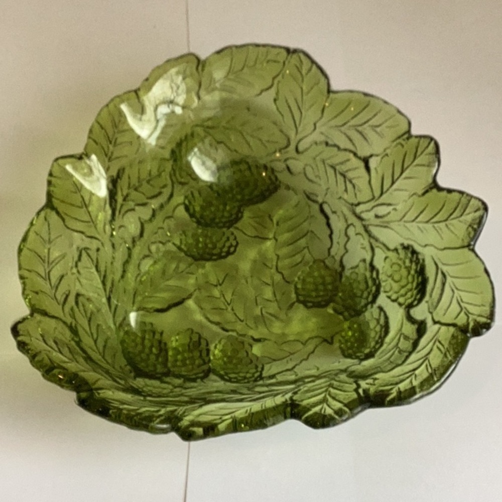 Indiana Glass Green Embossed Loganberry Triangle Candy Dish